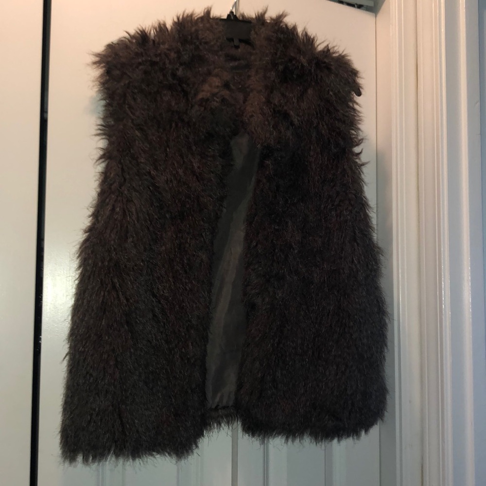 Women’s Fuzzy Vest